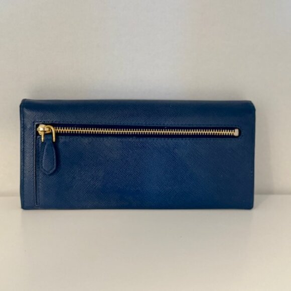 PRADA Vitello Move Bi-fold long wallet-IN PRISTINE CONDITION! - Picture 2 of 8